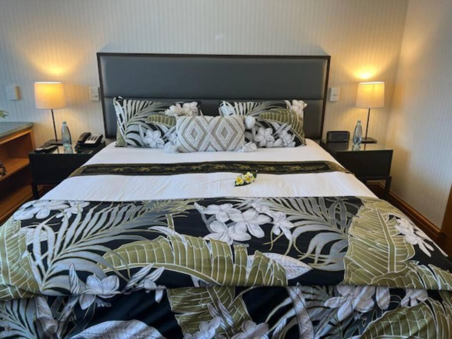Broadbeach Surfers Spa Bath Ocean View